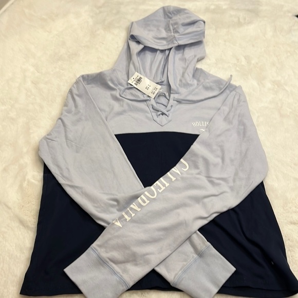 HOLLISTER long sleeve hoodie, NWT size M two toned - Picture 4 of 9